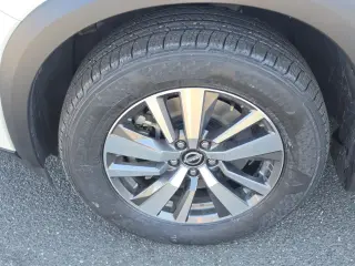 Nissan Pathfinder 2024 AWD SL 4dr SUV