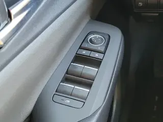 Toyota Prius 2024 XLE 4dr Hatchback