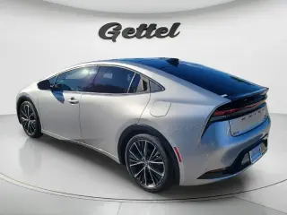 Toyota Prius 2024 XLE 4dr Hatchback