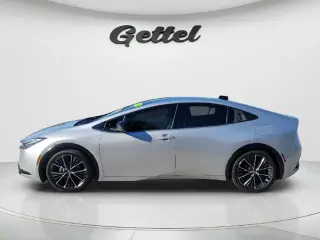 Toyota Prius 2024 XLE 4dr Hatchback