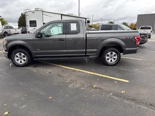 Ford F-150 2015 4x4 XLT 4dr SuperCab 6.5 ft. SB