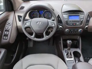 Hyundai TUCSON 2015 AWD GLS 4 SUV