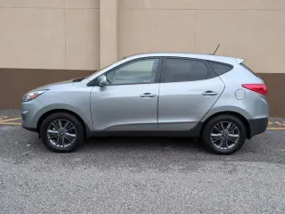 Hyundai TUCSON 2015 AWD GLS 4 SUV
