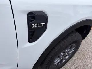 Ford Ranger 2025 4x4 XLT 4 puertas SuperCrew 5.0 pies SB
