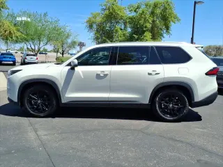 Toyota Grand Highlander 2024 AWD Platinum 4dr SUV