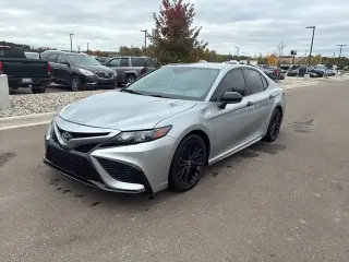 Toyota Camry Hybrid 2022 SE 4dr Sedán