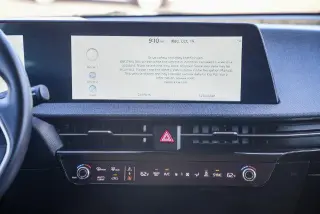 Kia EV6 2024 Wind crossover de 4 puertas