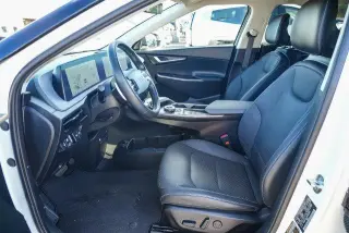 Kia EV6 2024 Wind crossover de 4 puertas
