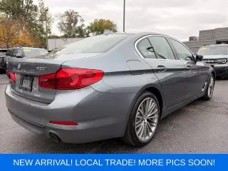 Sedán BMW 5 Series 2020 AWD 530i xDrive 4dr