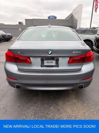 Sedán BMW 5 Series 2020 AWD 530i xDrive 4dr