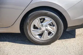 Hyundai ELANTRA 2024 SE 4dr Sedán