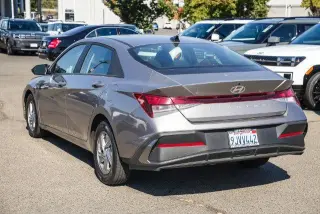 Hyundai ELANTRA 2024 SE 4dr Sedán