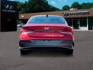 Hyundai ELANTRA 2025 Limited 4dr Sedán