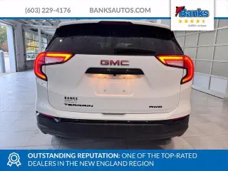 GMC Terrain 2023 AWD SLE 4dr SUV