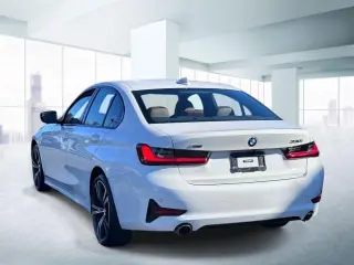 Sedán BMW 3 Series 2022 AWD 330i xDrive 4dr