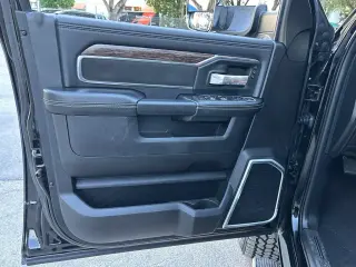 Ram 2500 2021 4x4 Laramie 4dr Mega Cab 6.3 ft. SB Pickup