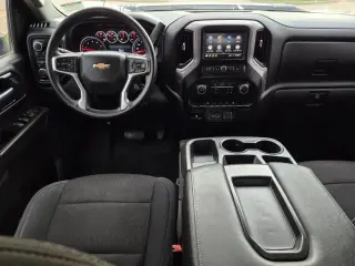 Chevrolet Silverado 2500HD 2022 4x4 Custom 4dr Crew Cab SB