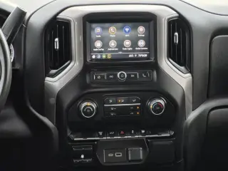 Chevrolet Silverado 2500HD 2022 4x4 Custom 4dr Crew Cab SB