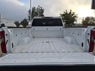 Chevrolet Silverado 2500HD 2022 4x4 Custom 4dr Crew Cab SB