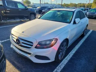 Mercedes-Benz Clase C 2018 C 300 4dr Sedán