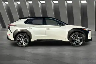 Toyota bZ4X 2023 AWD Limited 4dr Crossover
