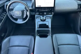 Toyota bZ4X 2023 AWD Limited 4dr Crossover