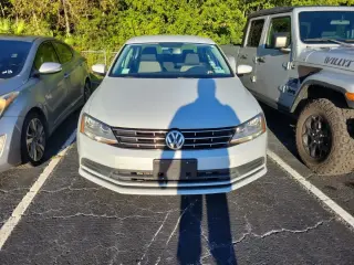Volkswagen Jetta 2018 1.4T S 4dr Sedán 6A