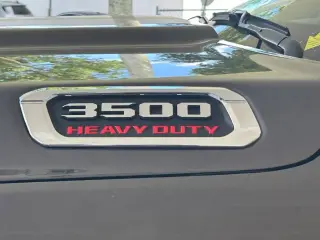 Ram 3500 2025 4x4 Tradesman 4dr Crew Cab 8 ft. LB DRW Pickup