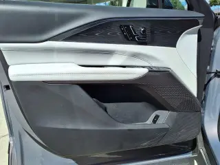 Cadillac LYRIQ 2024 Luxury 4 puertas SUV