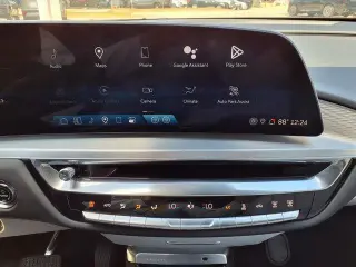 Cadillac LYRIQ 2024 Luxury 4 puertas SUV