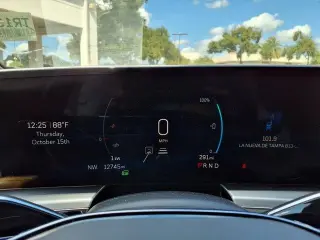 Cadillac LYRIQ 2024 Luxury 4 puertas SUV