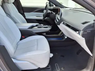Cadillac LYRIQ 2024 Luxury 4 puertas SUV