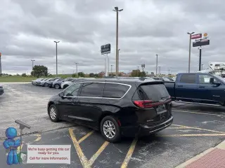 Chrysler Pacifica 2026 Select 4dr Furgoneta