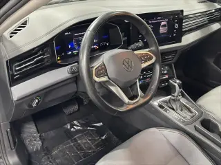Volkswagen Jetta 2025 SE 4dr Sedán
