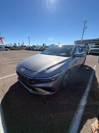 Hyundai ELANTRA 2024 SEL Sedán 4 puertas