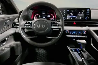 Hyundai ELANTRA 2026 SEL Sport Plus 4dr Sedán