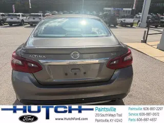 Nissan Altima 2017 2.5 SR Sedán 4 puertas
