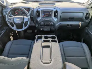 Chevrolet Silverado 1500 2024 4x4 Custom 4dr Crew Cab 5.8 ft. SB
