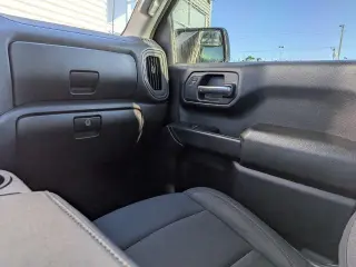 Chevrolet Silverado 1500 2024 4x4 Custom 4dr Crew Cab 5.8 ft. SB