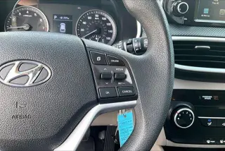 Hyundai TUCSON 2021 SE 4 SUV