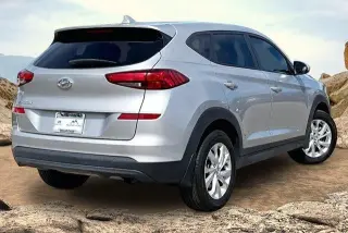 Hyundai TUCSON 2021 SE 4 SUV