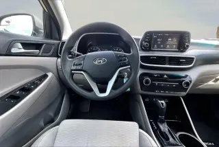 Hyundai TUCSON 2021 SE 4 SUV