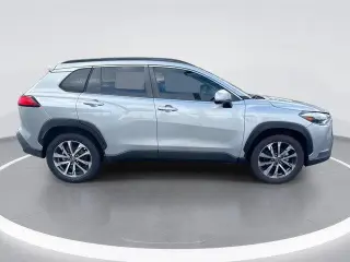 Toyota Corolla Cross 2022 XLE 4dr Crossover