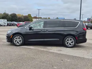 Chrysler Pacifica 2024 Limited 4dr Mini-Van