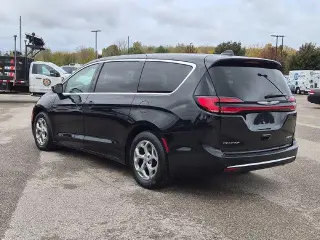 Chrysler Pacifica 2024 Limited 4dr Mini-Van