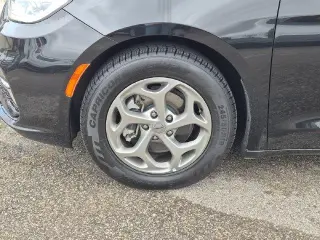 Chrysler Pacifica 2024 Limited 4dr Mini-Van