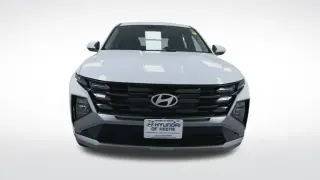 Hyundai TUCSON 2026 AWD SE 4dr SUV
