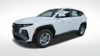 Hyundai TUCSON 2026 AWD SE 4dr SUV