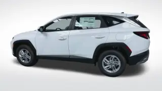 Hyundai TUCSON 2026 AWD SE 4dr SUV