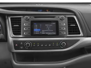Toyota Highlander 2018 LE 4dr SUV (3.5L V6)